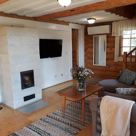 Paehkli Seaside Cottage With Cozy Outdoor Patio Koiguste Exterior foto